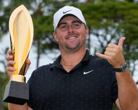 Chris Gotterup opens PGA Tour season by winning Sony Open for his 3rd straight year with a title