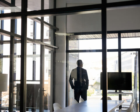 Billionaires are 4,000 times more likely to hold public office