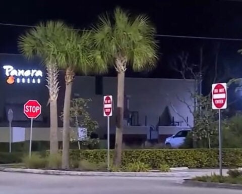 Deputies prevent potential disaster in Panera bathroom