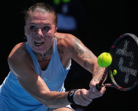 T-shirt for Ukraine: a player's heartfelt tribute to her country and her dad at the Australian Open