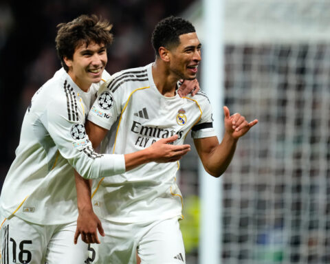 Vinícius wins over fans with 3 assists and a goal in Real Madrid's 6-1 rout of Monaco