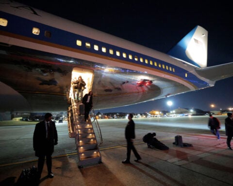 Trump once again en route to Davos after ‘minor electrical issue’ forced Air Force One to turn back
