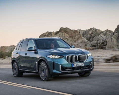 Edmunds tests the BMW X5 and Mercedes GLE seeking the better luxury plug-in SUV