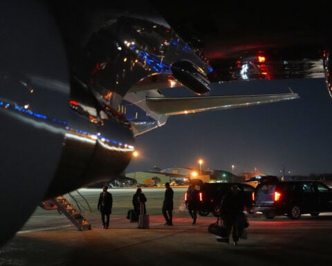 Electrical issue that grounded Trump’s flight raises questions about aging Air Force One aircraft