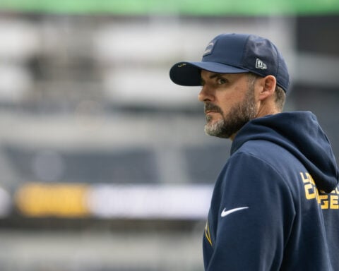 Ravens hire Chargers defensive coordinator Jesse Minter as head coach