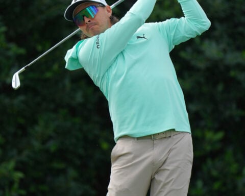 Scheffler starts the new year with a 63. It allowed him to keep pace at The American Express