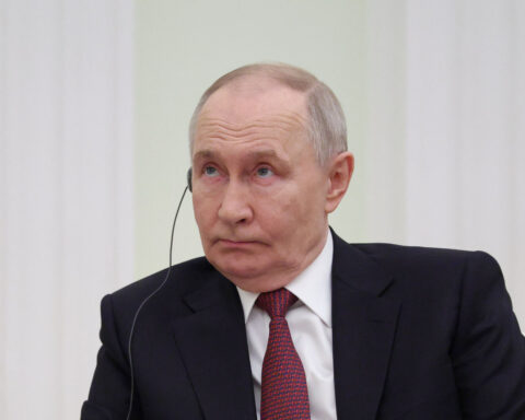 US, Ukraine and Russia in first trilateral talks of the war