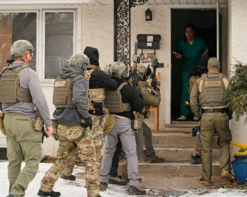 ‘We want you arrested because we said so’ – how ICE’s policy on raiding whatever homes it wants violates a basic constitutional right, according to a former federal judge