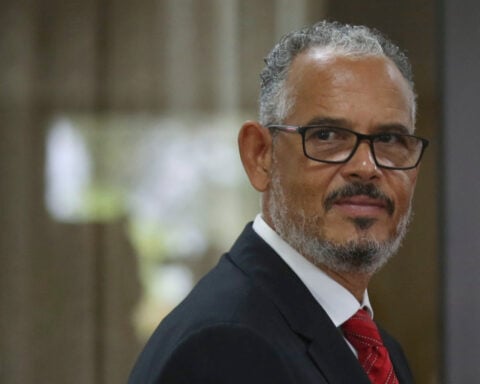 Haiti's transitional council deepens political chaos by voting to oust the prime minister