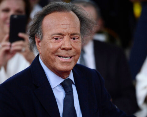Spanish prosecutors drop sexual assault complaint against Julio Iglesias