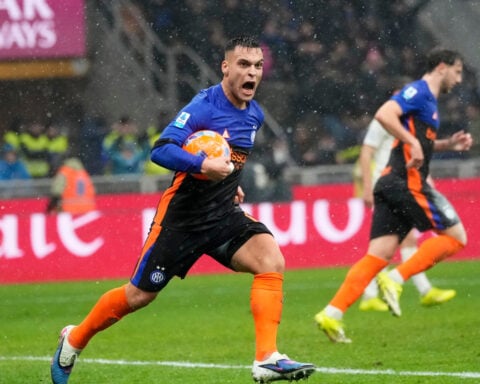 Inter bounce back from two down to demolish Pisa and extend lead at the top of Serie A