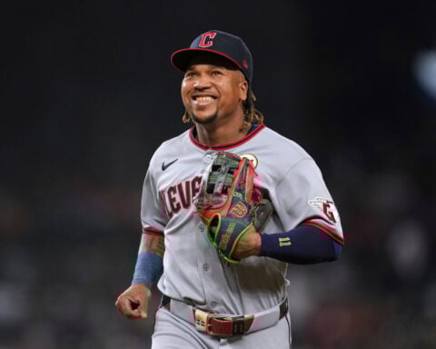 José Ramírez agrees to 7-year, $175 million deal with Guardians, AP source says