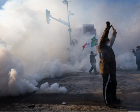 Man is shot and killed during Minneapolis immigration crackdown, National Guard activated