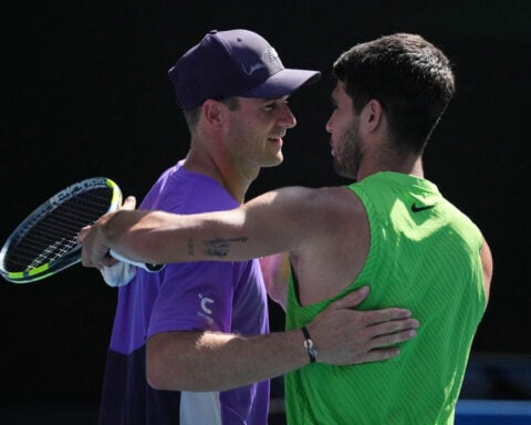 Serving it up, Carlos Alcaraz advances to the Australian Open quarterfinals