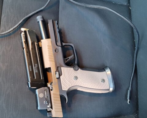 Videos appear to show federal officer took gun away from Alex Pretti just before fatal shooting, CNN analysis finds