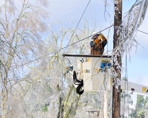 30 people dead from effects of winter storm as more freezing cold pummels US