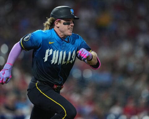 Giants and outfielder Harrison Bader agree to $20.5 million, 2-year contract, AP source says