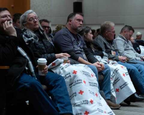 Investigators say deadly midair collision near DC followed years of ignored warnings about traffic