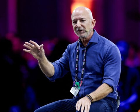 Washington Post’s White House team urges Jeff Bezos to halt massive newsroom cuts