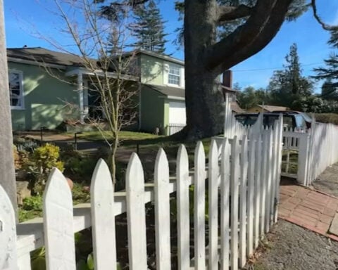 Berkeley residents divided over fire prevention ordinance; no wooden structures within 5 ft of home