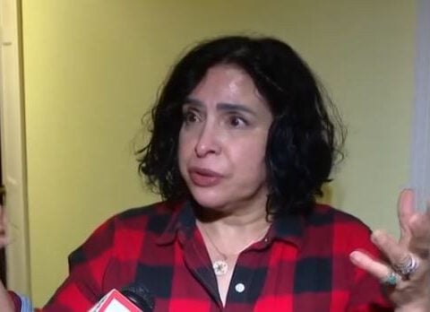 Nurse describes harrowing moment her car slid off roadway, plunged into river