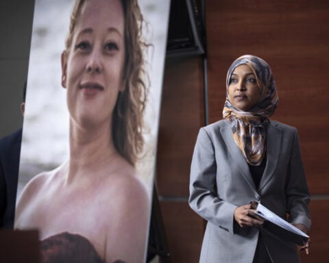 Man arrested after spraying unknown substance on Rep. Ilhan Omar at Minneapolis town hall