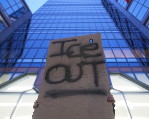 2 federal officers fired shots during encounter that killed Alex Pretti, DHS tells Congress