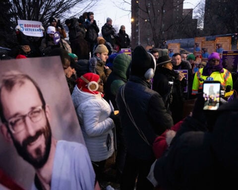 The Justice Department has opened a federal civil rights probe into the killing of Alex Pretti