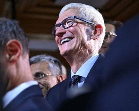 The iPhone 17 is easing Wall Street’s concerns about Apple’s AI troubles