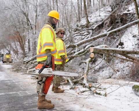 Powerful storm threatens East Coast including parts unaccustomed to heavy snow