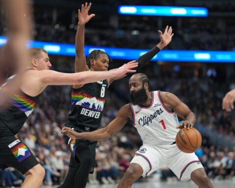 Nuggets' Nikola Jokic returns to lineup against Clippers in 1st game since knee injury on Dec. 29