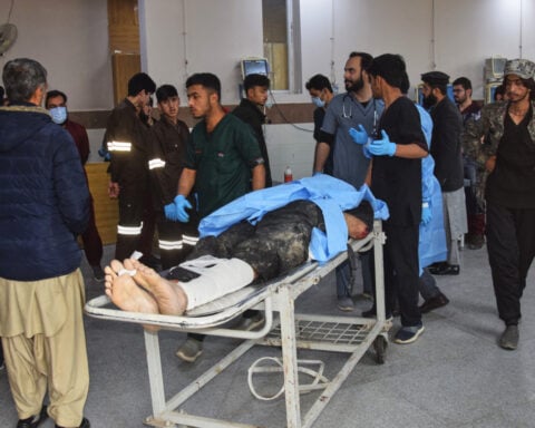 Militants kill 33 people in multiple attacks in southwest Pakistan; 92 assailants also killed