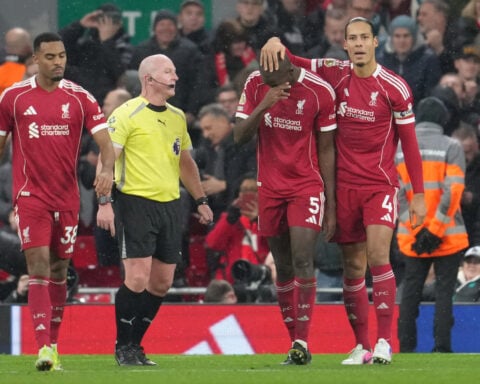 Arsenal opens seven-point lead in Premier League and Liverpool beats Newcastle