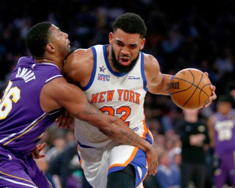 Knicks beat Lakers 112-100 to spoil LeBron James' 32nd regular-season game at Madison Square Garden