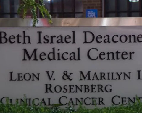 Man gets life-saving gift from best friend