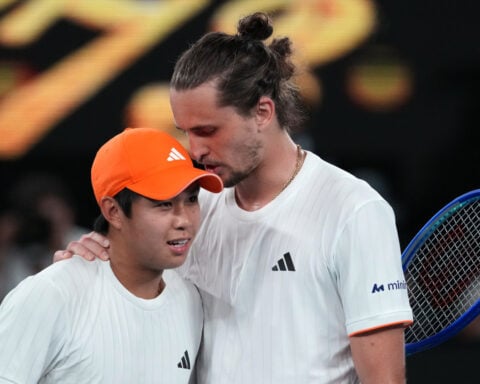 Sabalenka stays top-ranked on women's tour despite loss, Djokovic up to third on men's tour