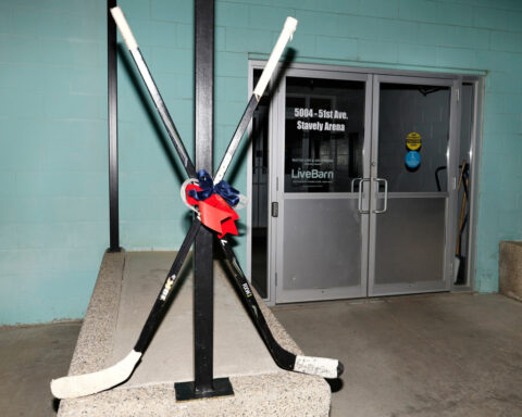 3 Alberta junior hockey players killed in crash heading to practice