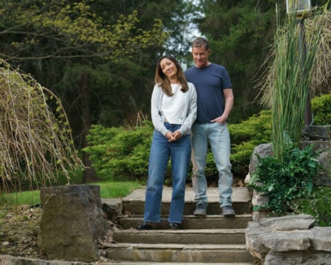 Your obsession with ‘Heated Rivalry’ is about much more than sex, therapists say