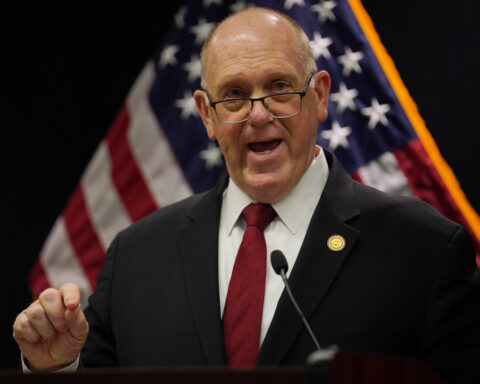 The Latest: 700 immigration officers will immediately leave Minnesota