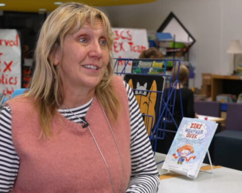 Birmingham librarian on mission to teach news literacy to elementary students