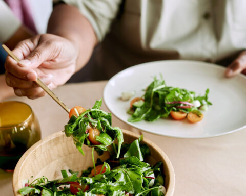 Mediterranean diet associated with lower risk of stroke in women