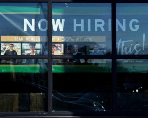 US applications for jobless benefits jump by 22,000 to 231,000 last week, the most in 2 months.