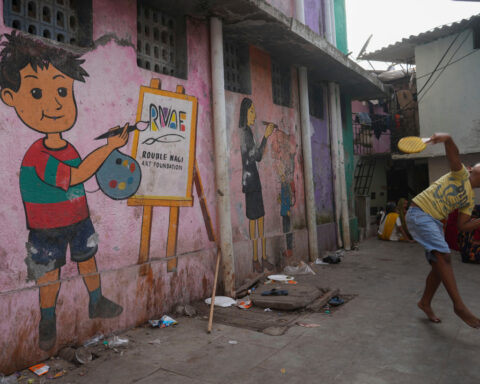 Indian teacher who created hundreds of learning centers wins $1 million Global Teacher Prize