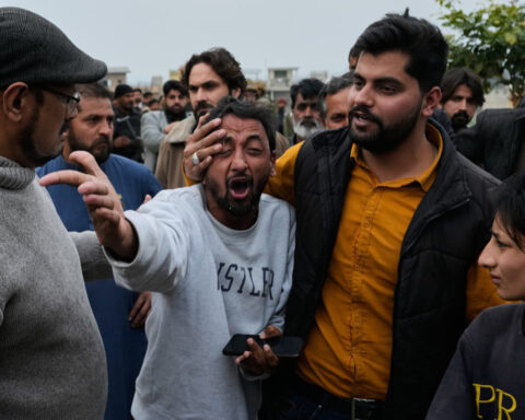 Suicide bombing at a Shiite mosque on Islamabad's outskirts kills at least 31 and wounds scores