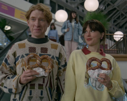 Taylor Swift takes it back to the ‘90s with her new video for ‘Opalite’