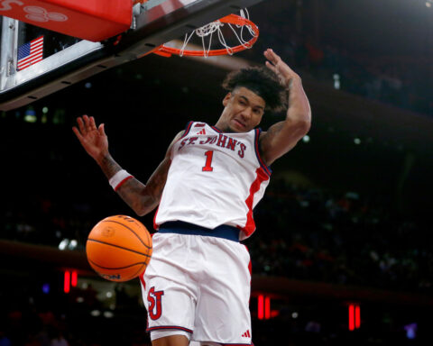 Ejiofor leads No. 22 St. John's past No. 3 UConn 81-72 at MSG, ending Huskies' 18-game win streak