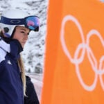 Lindsey Vonn completes another training run and ready to race Olympic downhill on injured knee