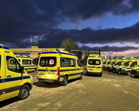 Confusion at reopening of Rafah crossing leaves Palestinians stranded