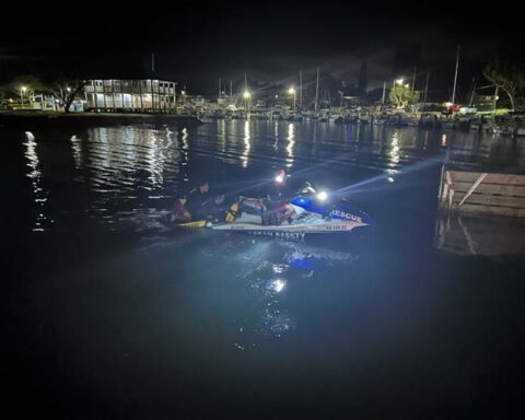 E-foil surfer rescued after getting stranded offshore of Haleiwa