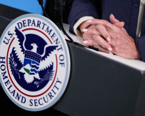 Appeals court affirms Trump policy of jailing immigrants without bond